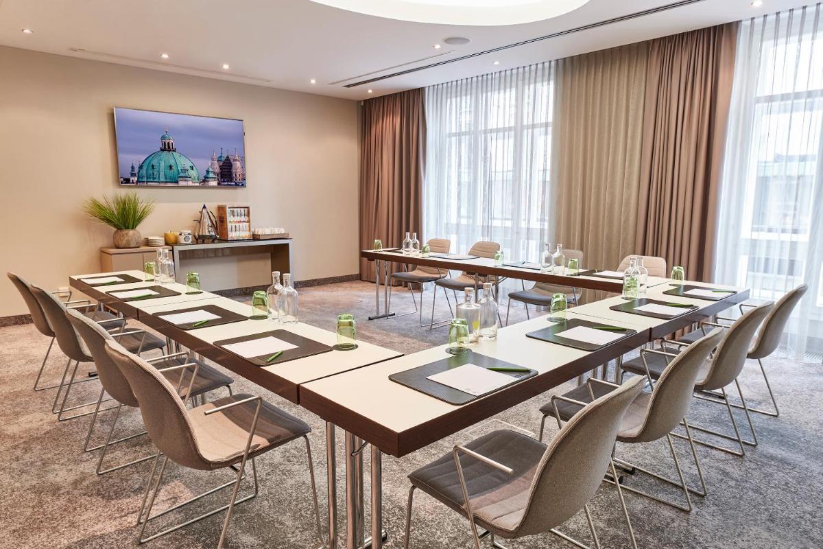 Steigenberger Hotel Herrenhof