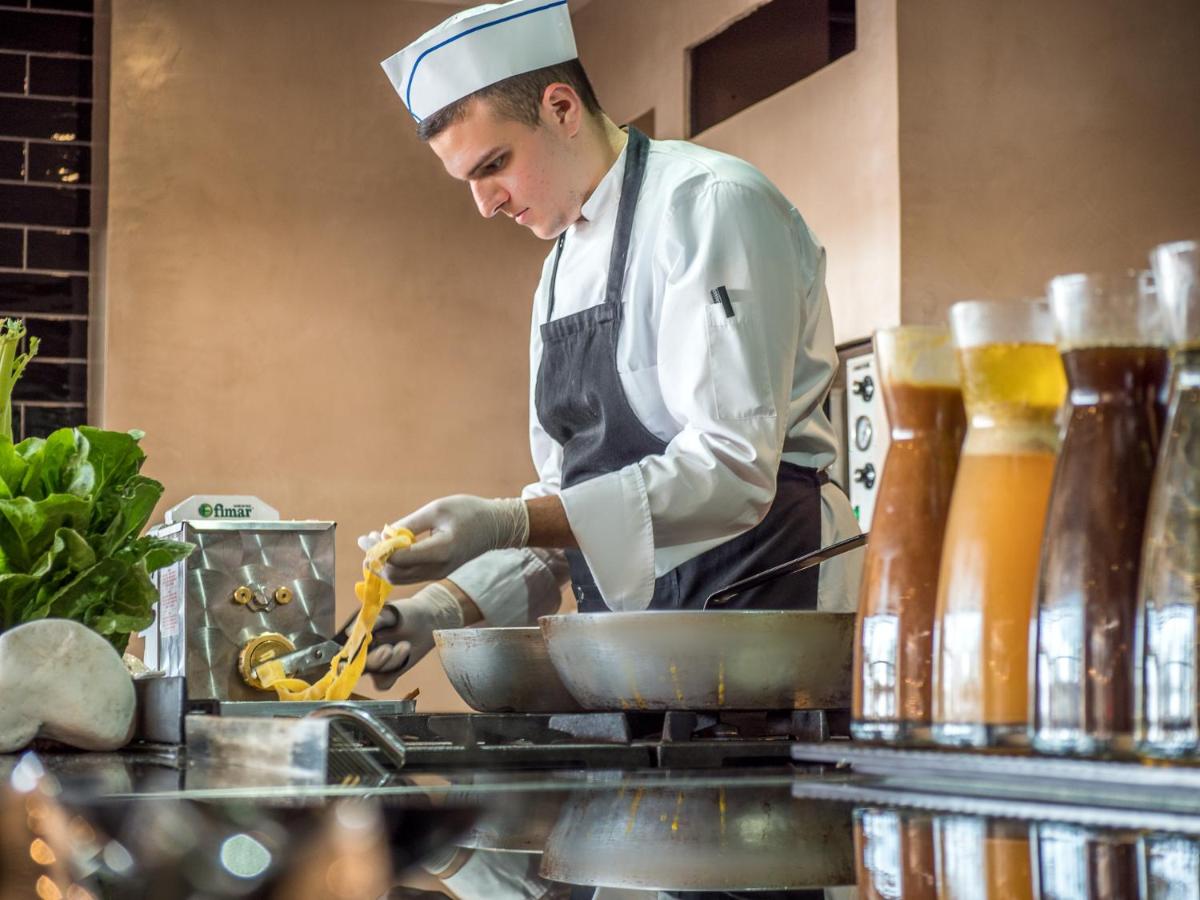 Stella Island Luxury Resort & Spa (Adults Only)