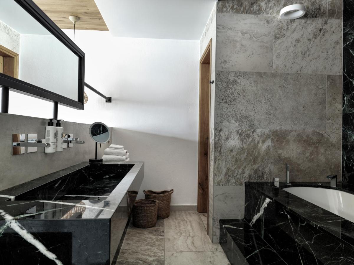 Stella Island Luxury Resort & Spa (Adults Only)