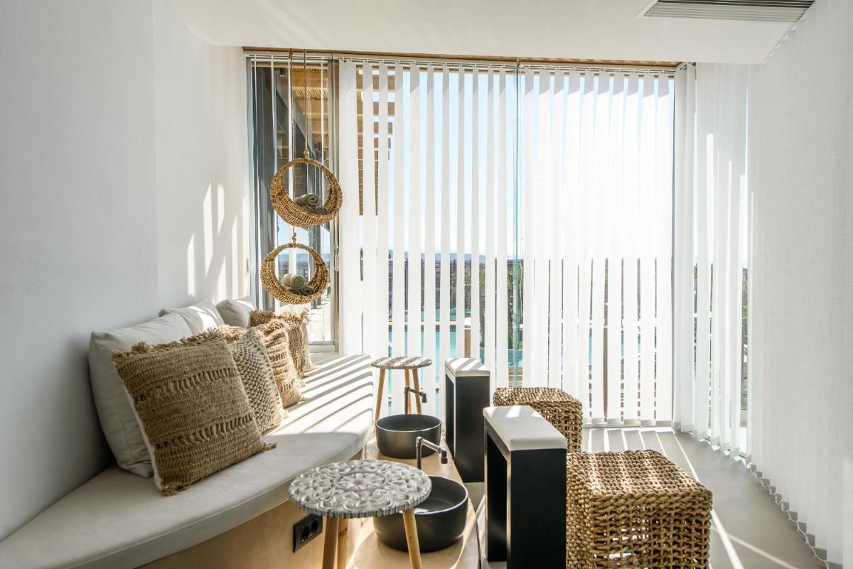 Stella Island Luxury Resort & Spa (Adults Only)