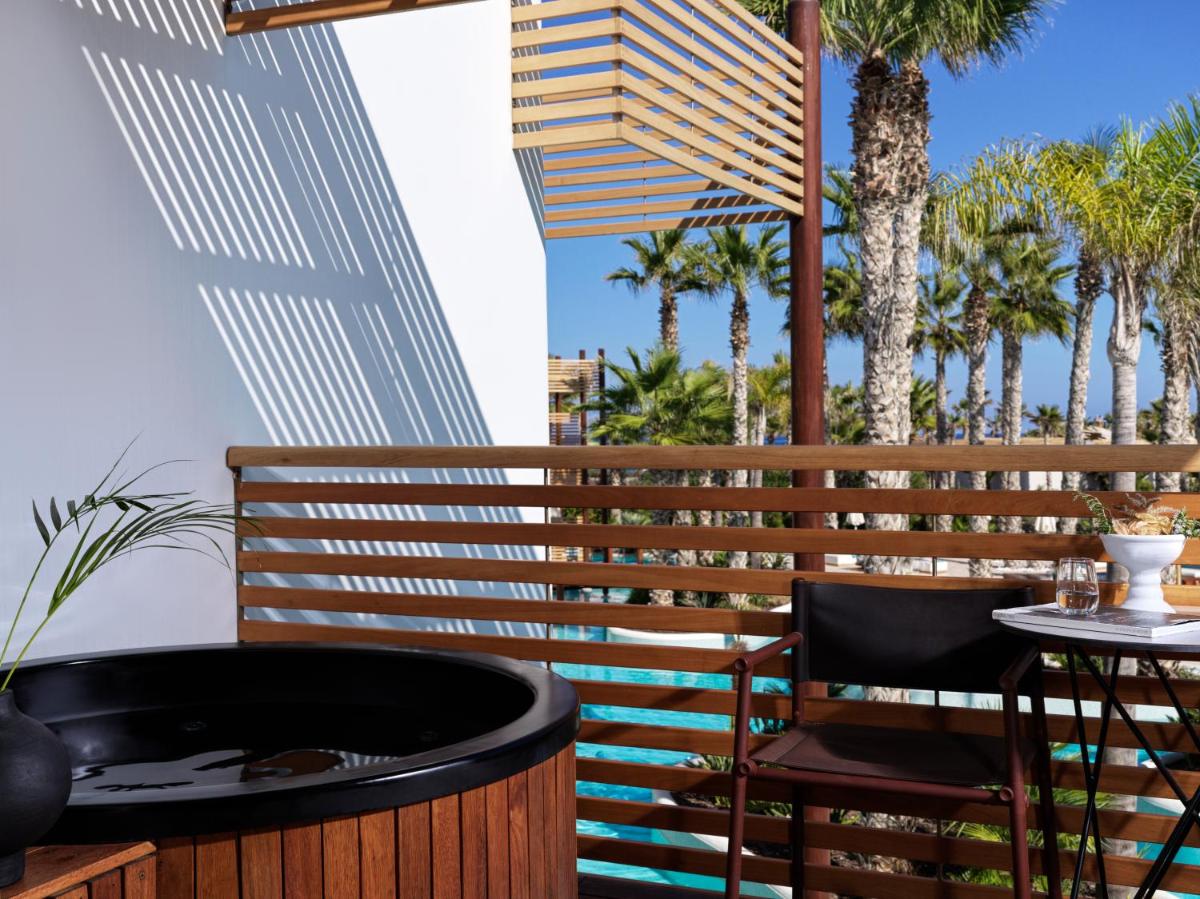 Stella Island Luxury Resort & Spa (Adults Only)