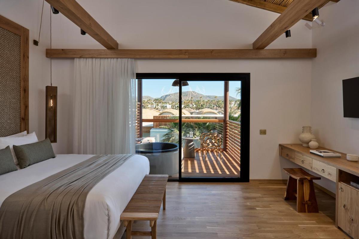 Stella Island Luxury Resort & Spa (Adults Only)