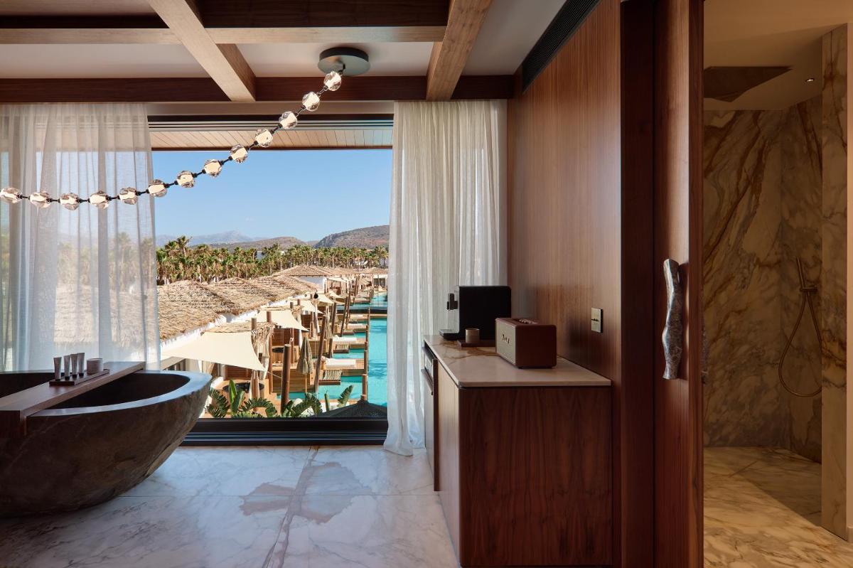 Stella Island Luxury Resort & Spa (Adults Only)