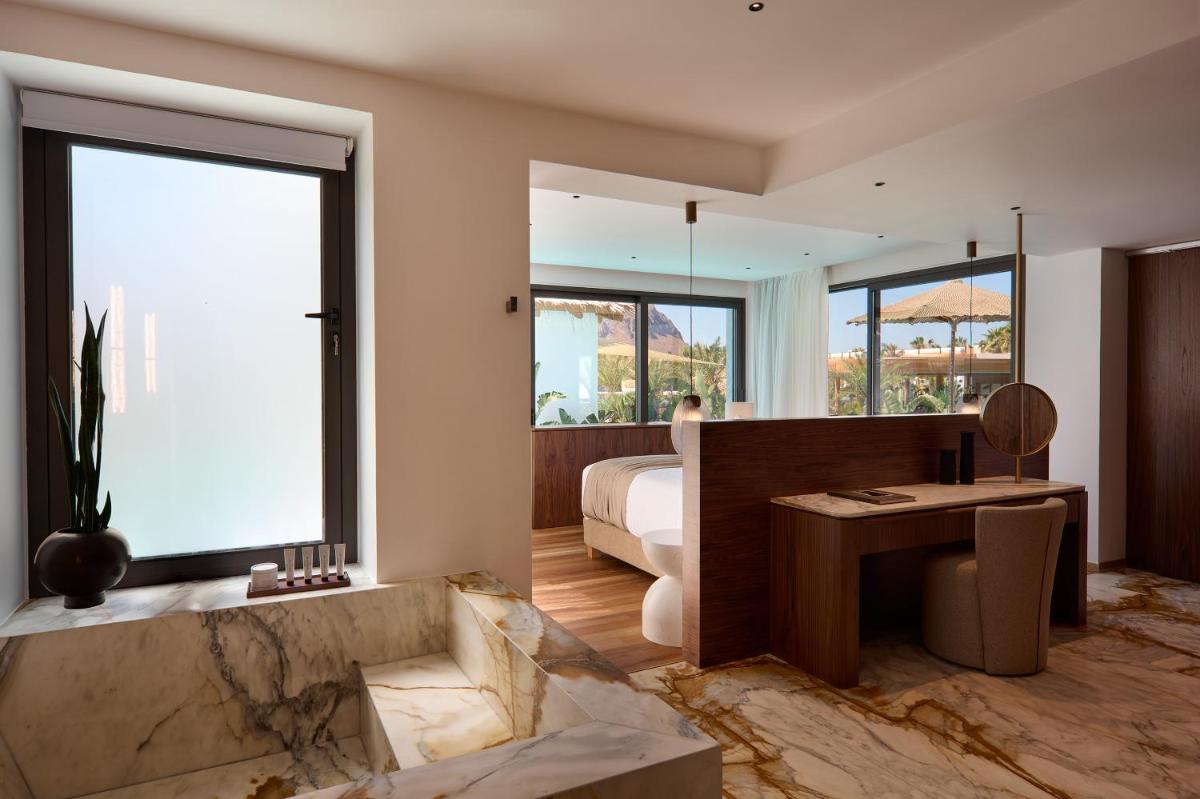 Stella Island Luxury Resort & Spa (Adults Only)
