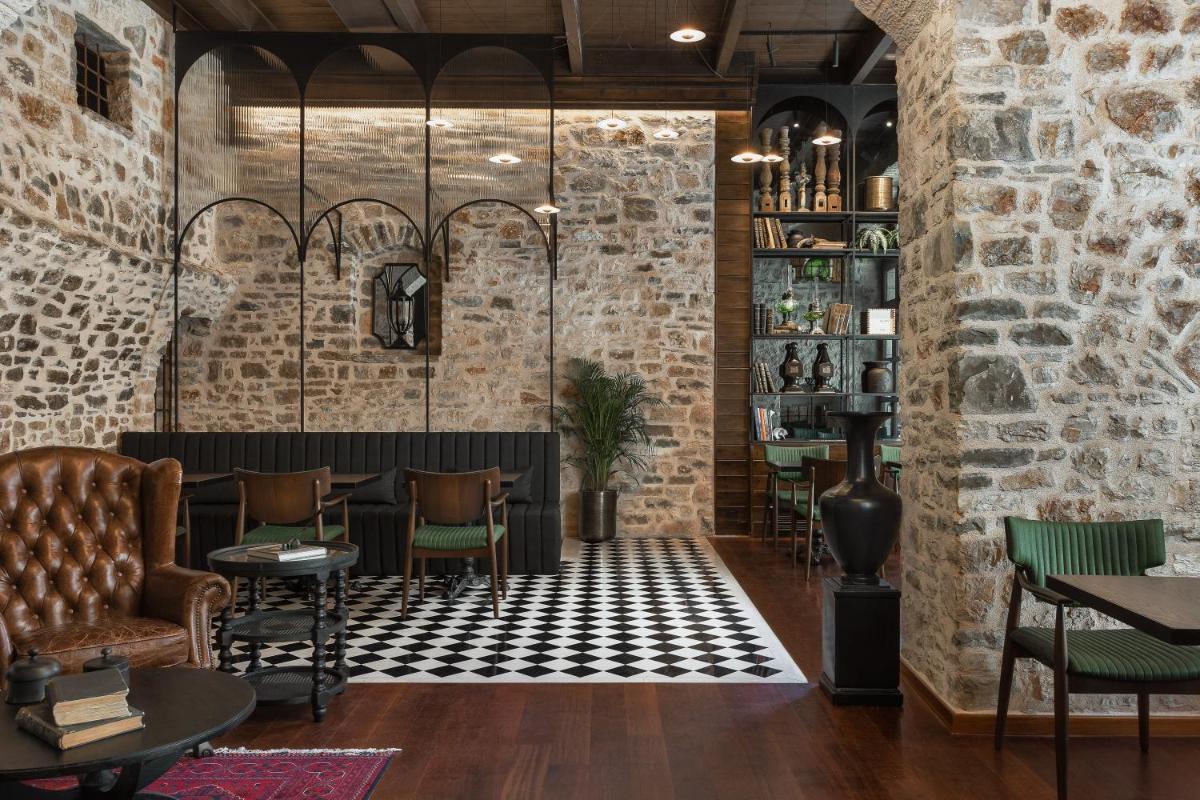 Stoes Boutique Hotel