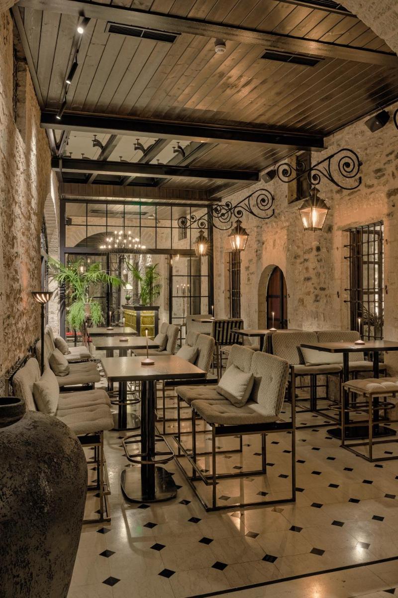 Stoes Boutique Hotel