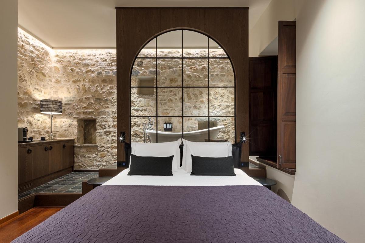 Stoes Boutique Hotel