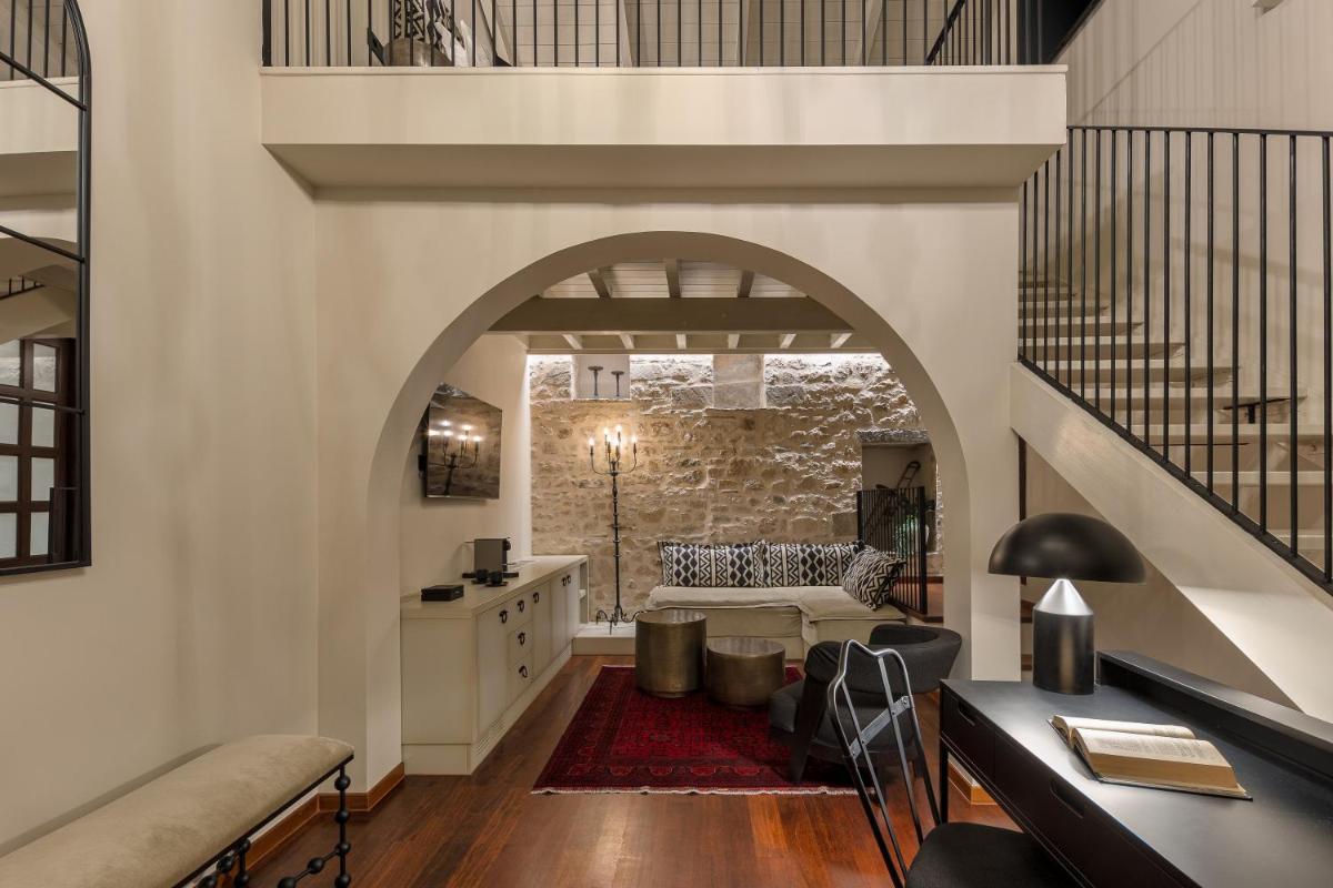 Stoes Boutique Hotel