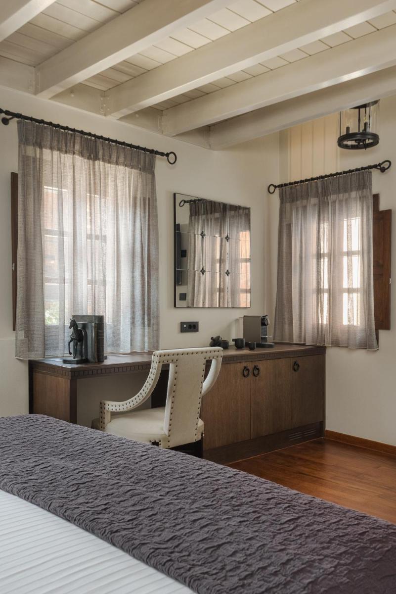 Stoes Boutique Hotel