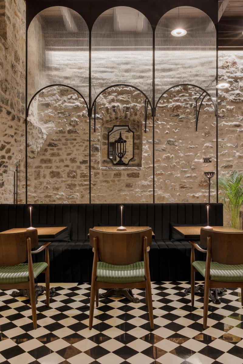 Stoes Boutique Hotel