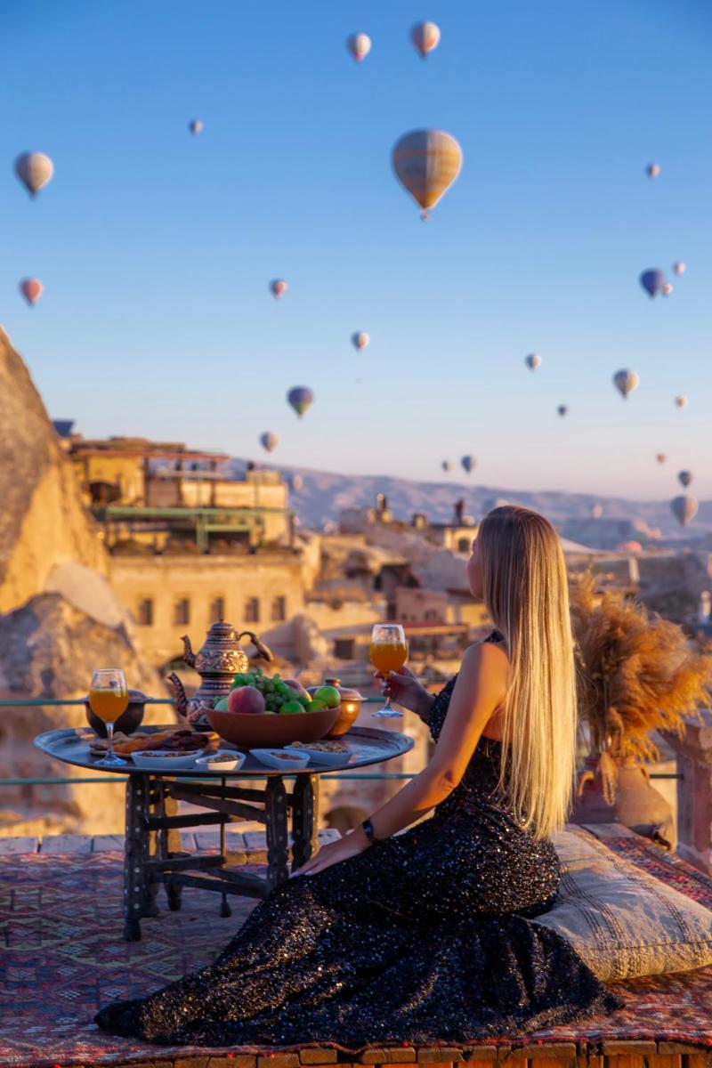 Sultan Cave Suites