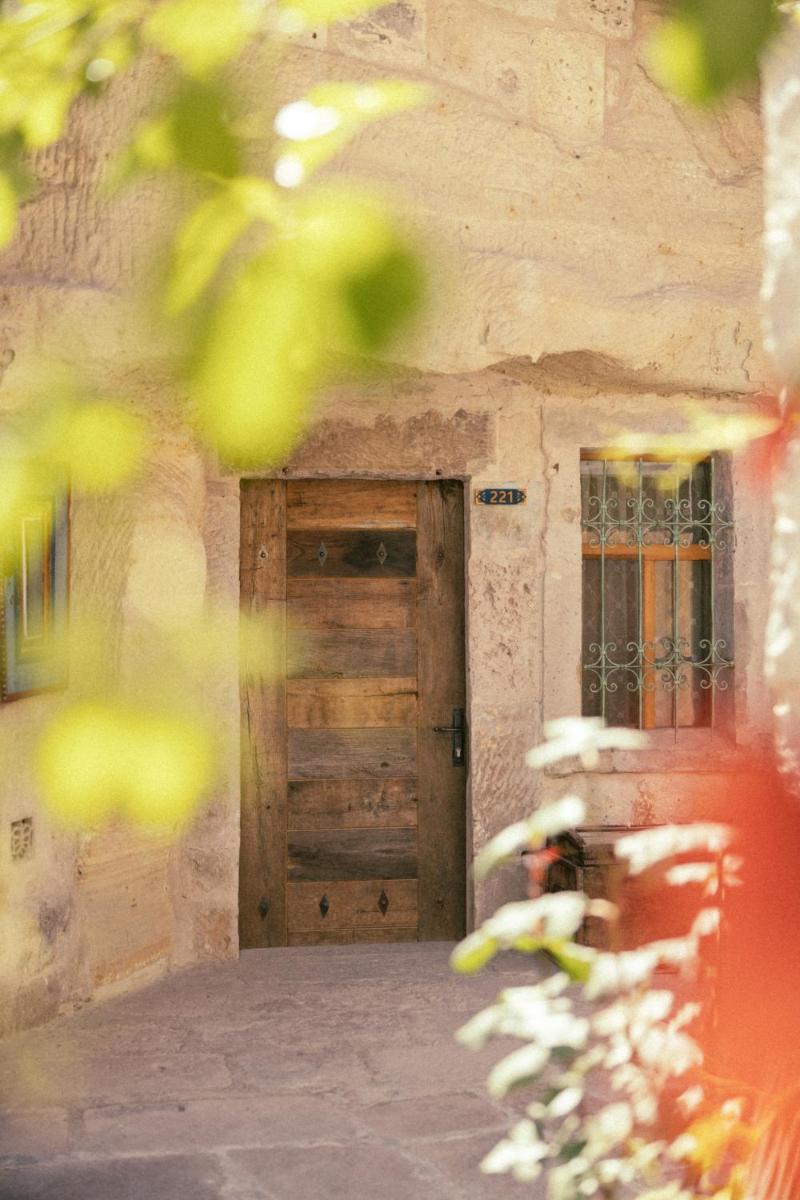 Sultan Cave Suites