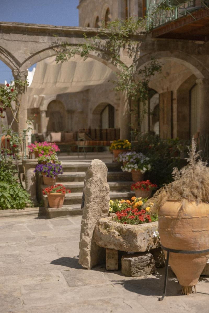 Sultan Cave Suites