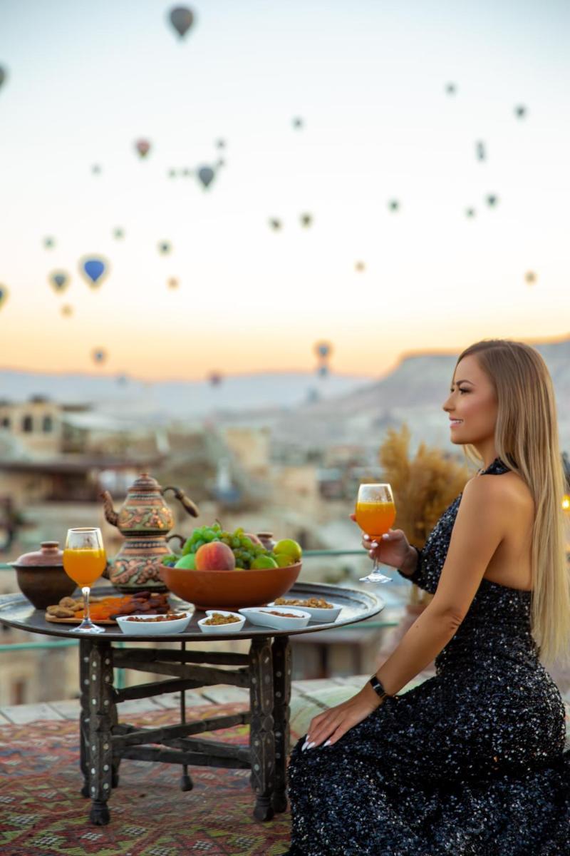 Sultan Cave Suites