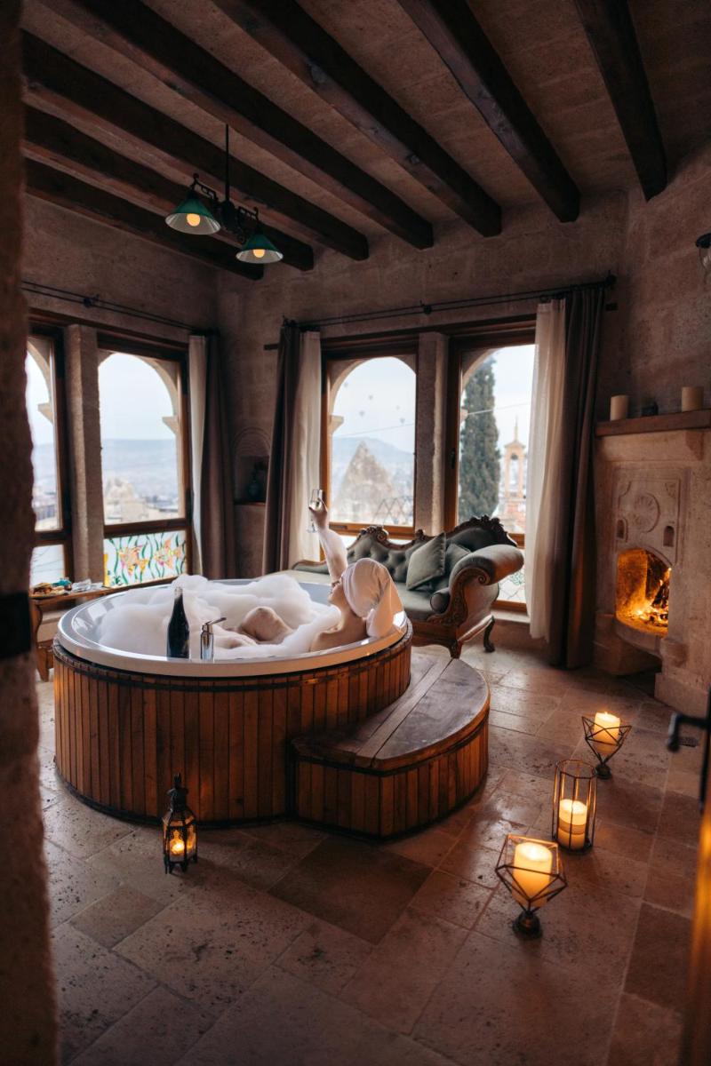 Sultan Cave Suites
