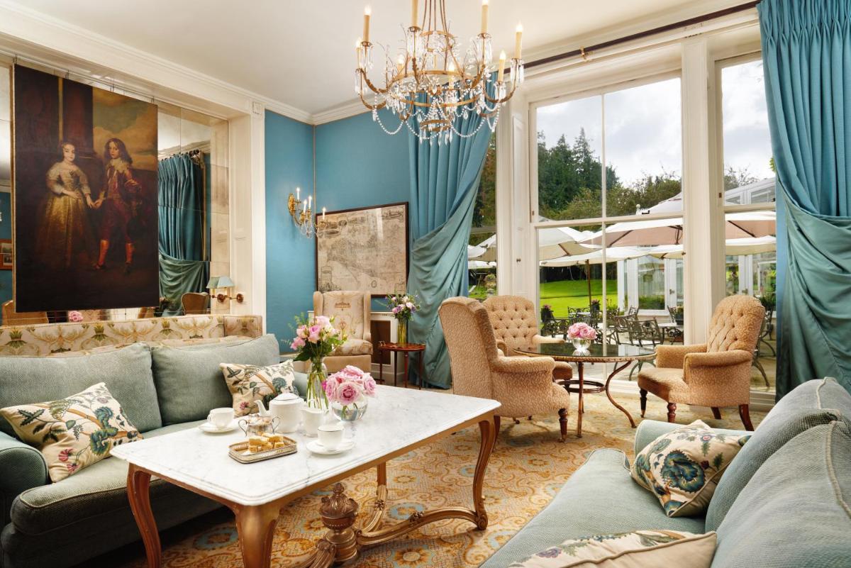 Summer Lodge Country House Hotel