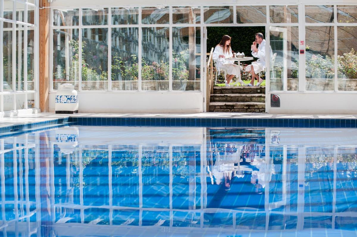 Summer Lodge Country House Hotel