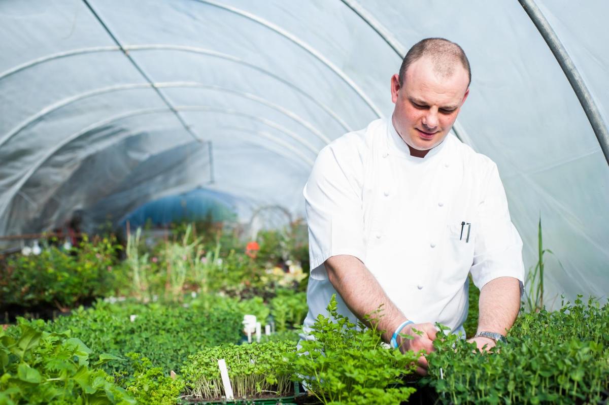 Summer Lodge Country House Hotel