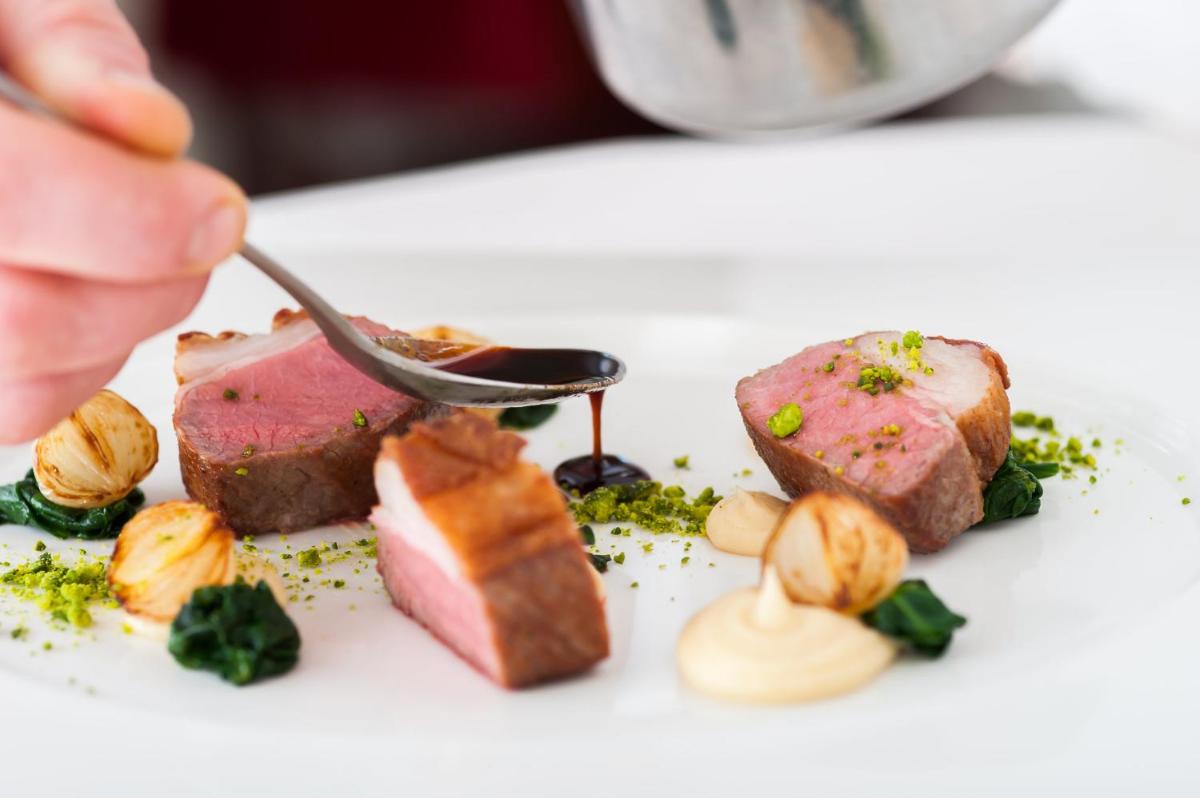 Summer Lodge Country House Hotel