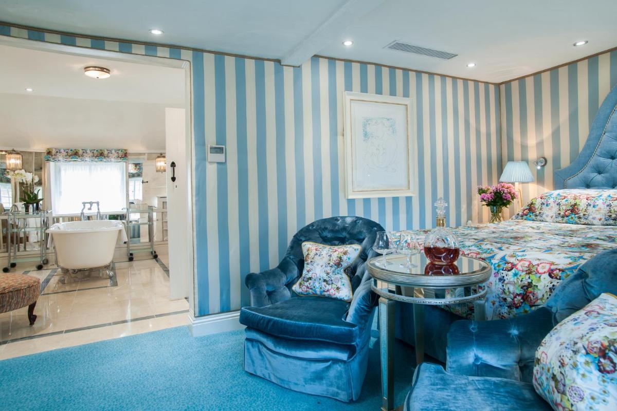 Summer Lodge Country House Hotel