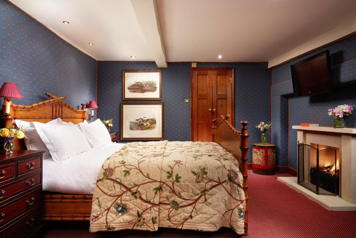 Summer Lodge Country House Hotel