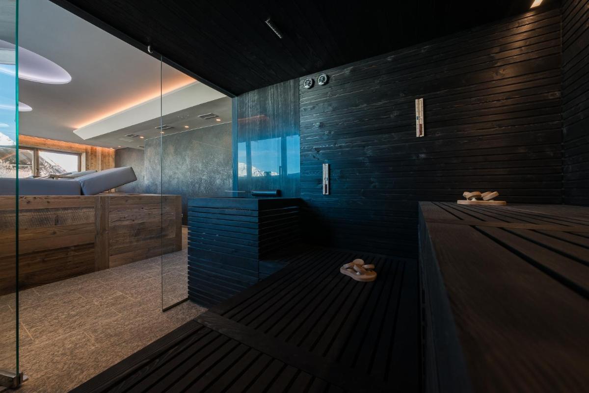 Sunny Valley Mountain Lodge