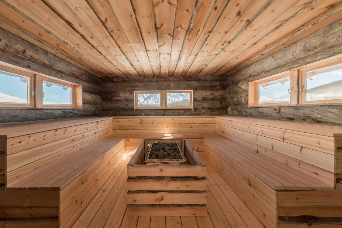 Sunny Valley Mountain Lodge