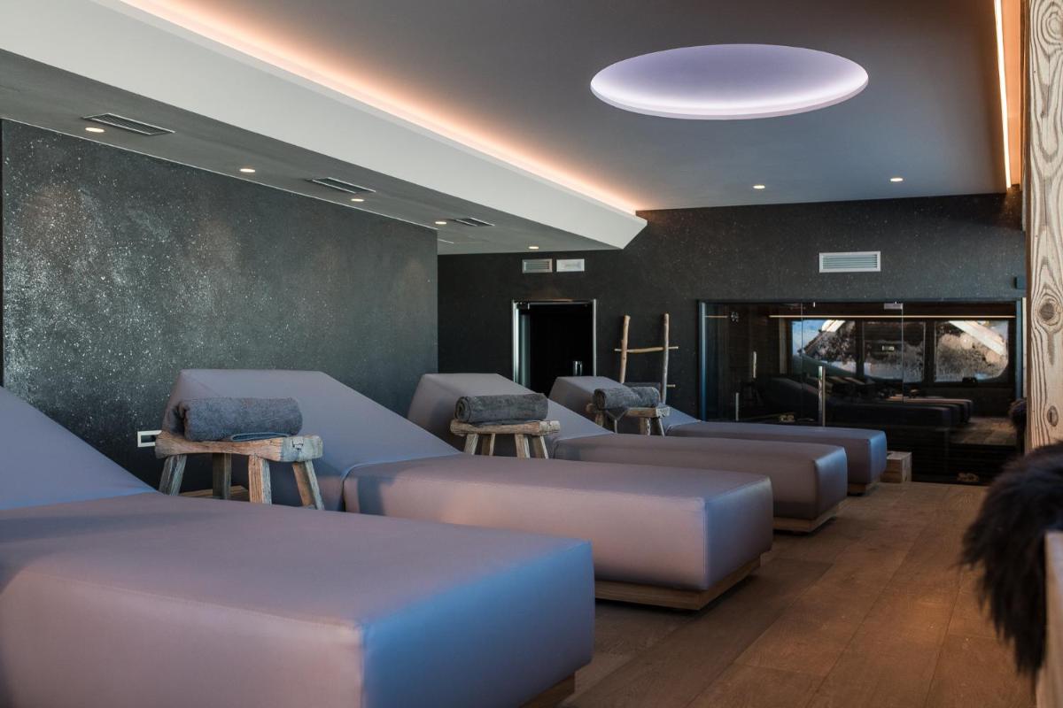 Sunny Valley Mountain Lodge