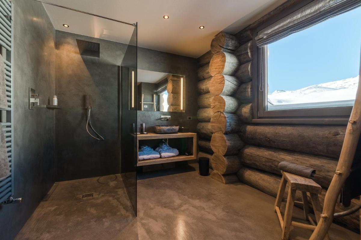 Sunny Valley Mountain Lodge