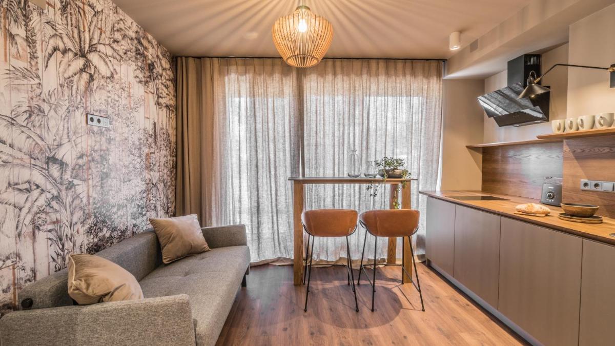 Tamara Suites & Apartments