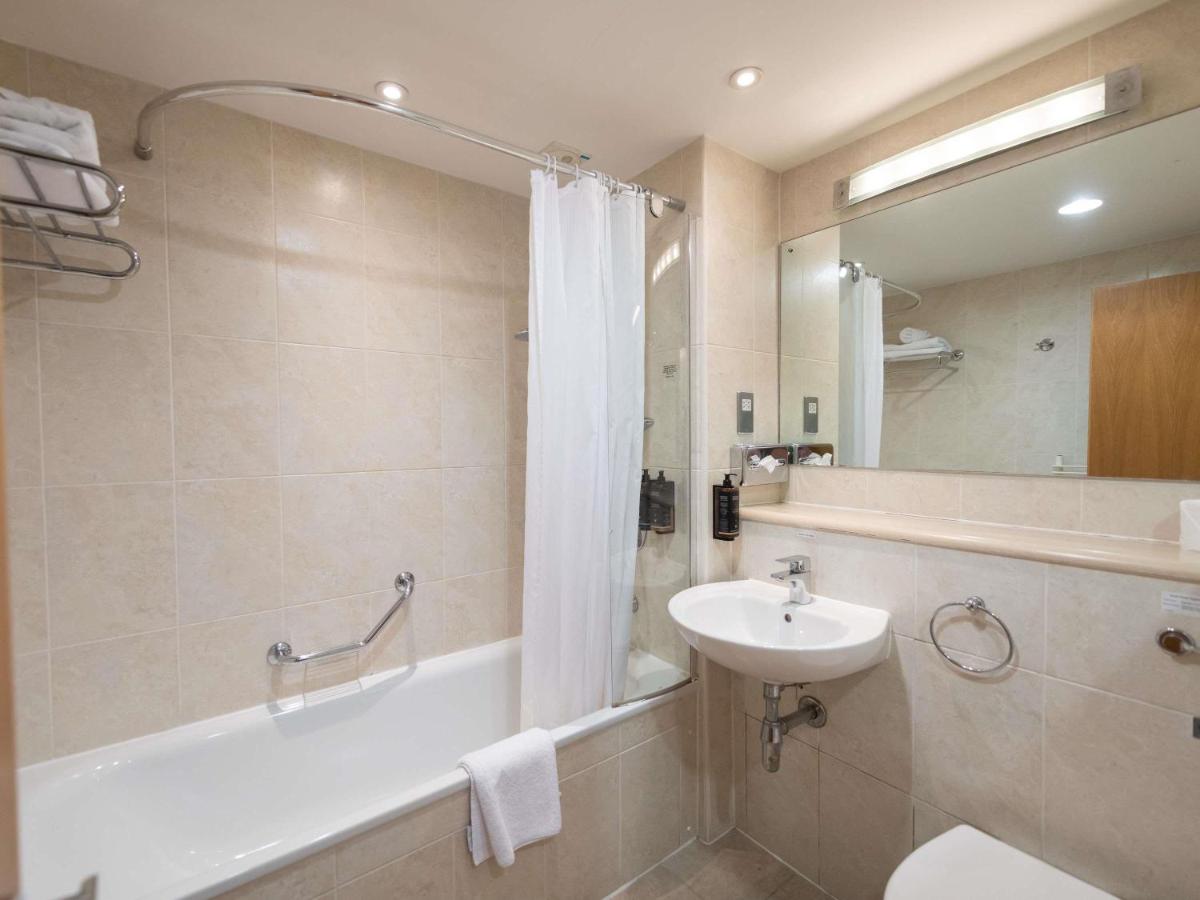 Mercure Barnsley Tankersley Manor Hotel