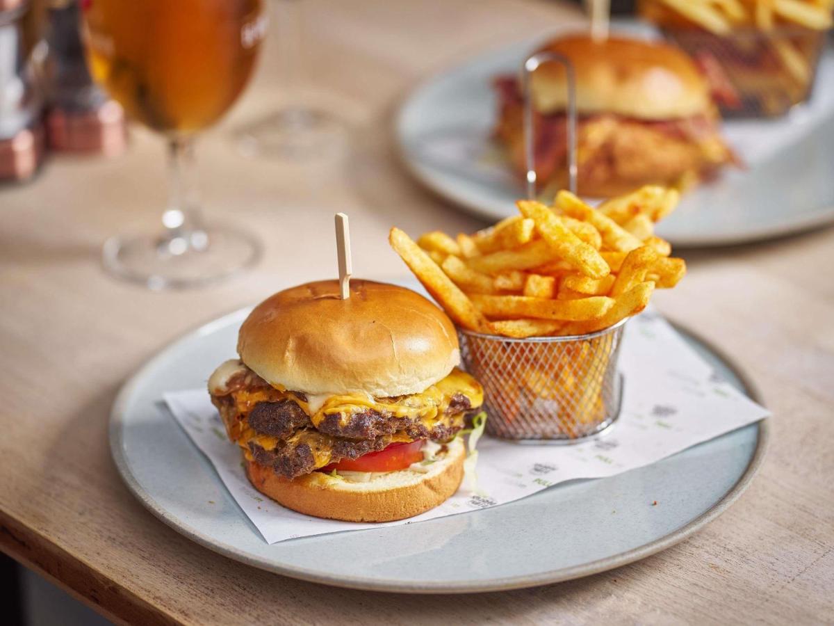 Mercure Barnsley Tankersley Manor Hotel