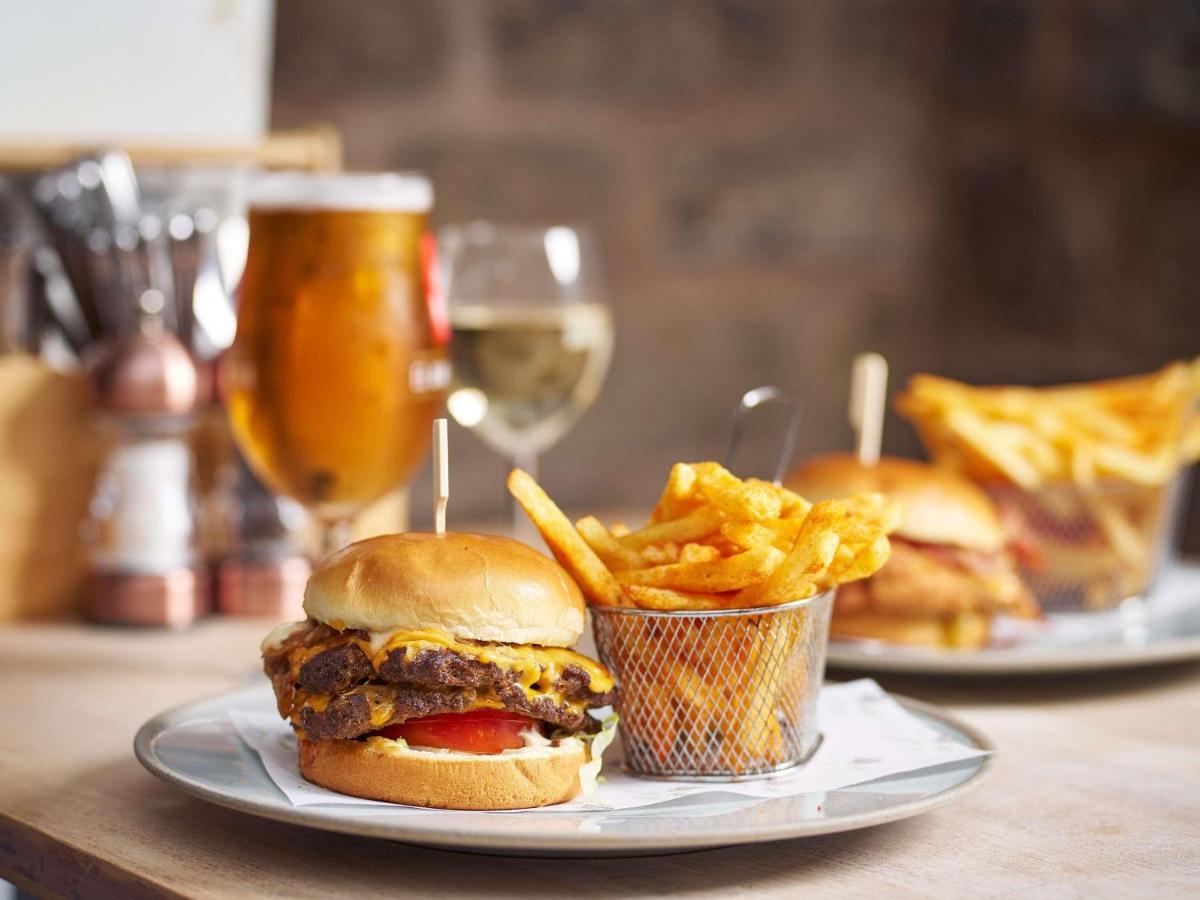 Mercure Barnsley Tankersley Manor Hotel