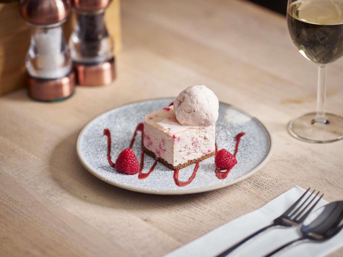 Mercure Barnsley Tankersley Manor Hotel