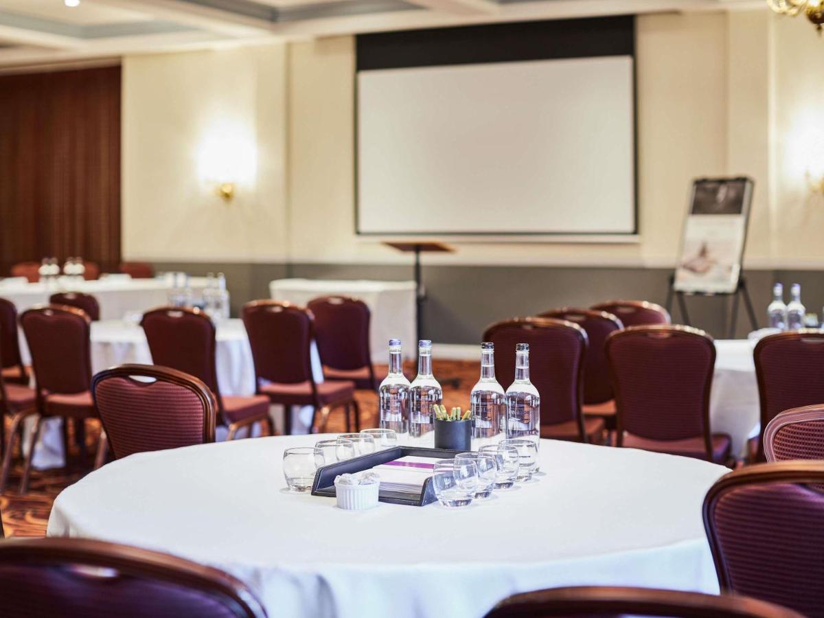 Mercure Barnsley Tankersley Manor Hotel