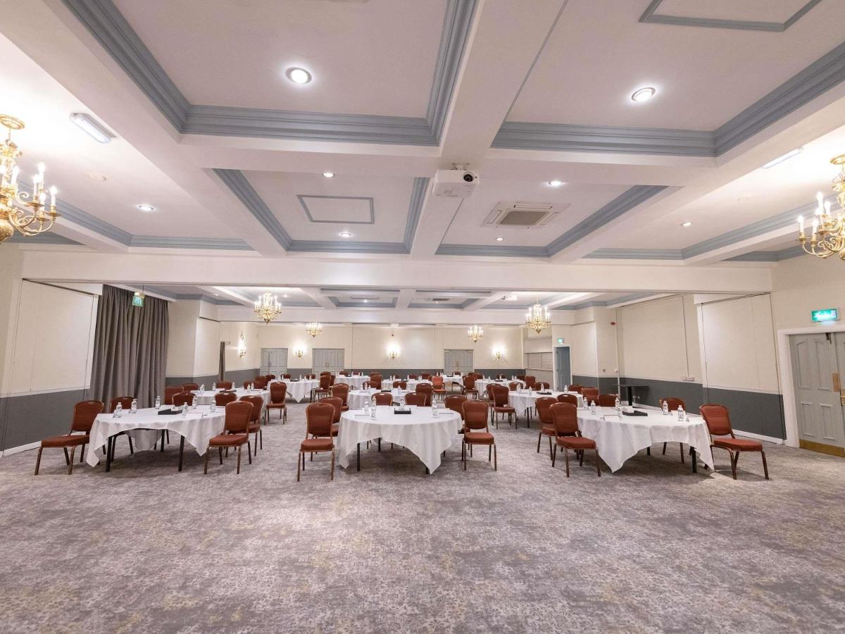 Mercure Barnsley Tankersley Manor Hotel