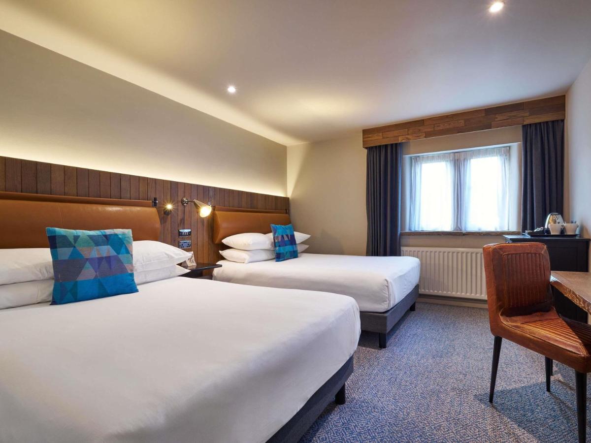 Mercure Barnsley Tankersley Manor Hotel