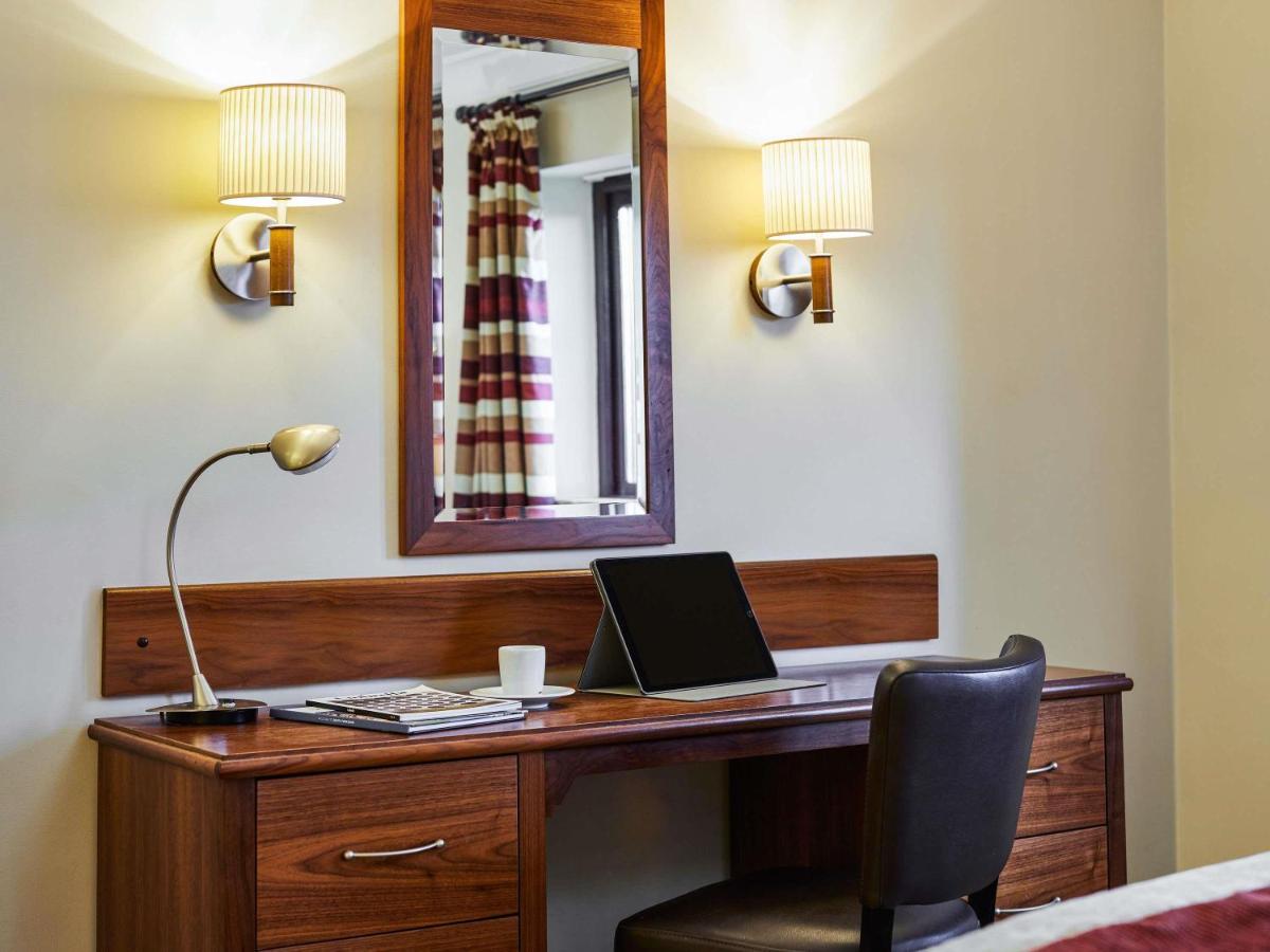 Mercure Barnsley Tankersley Manor Hotel