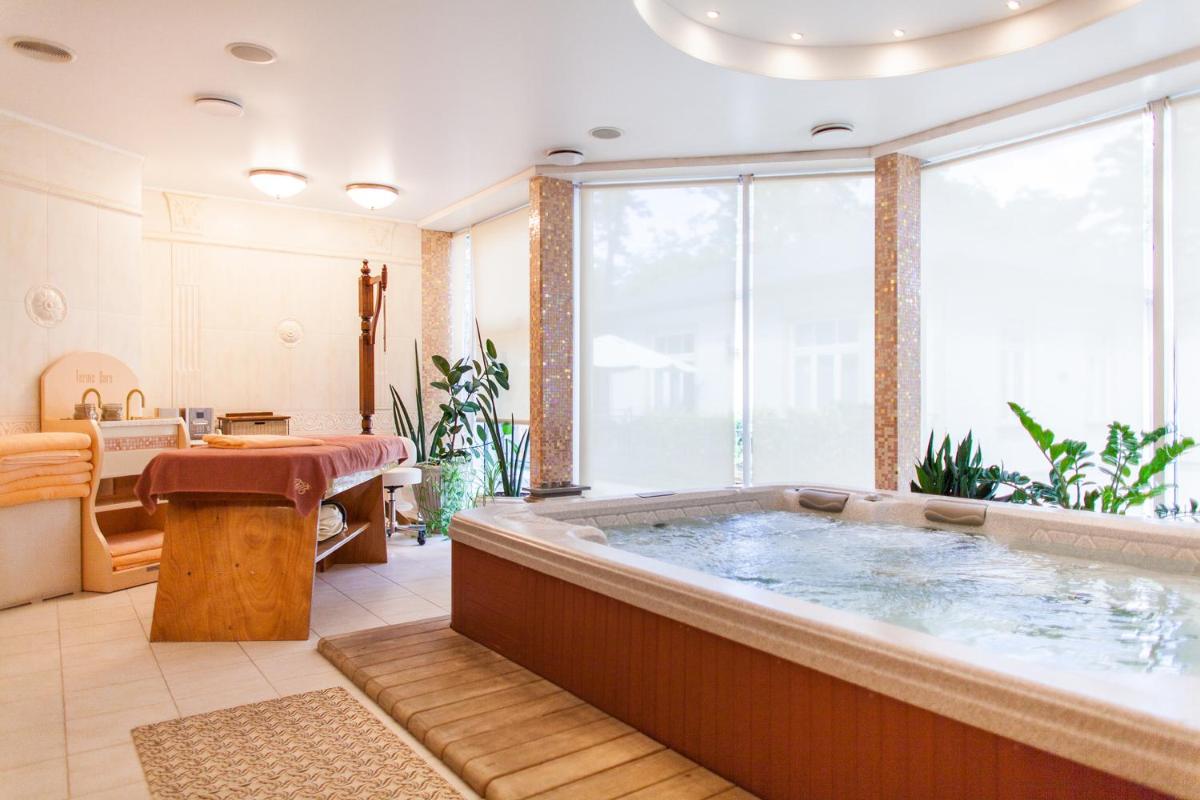 TB Palace Hotel & SPA