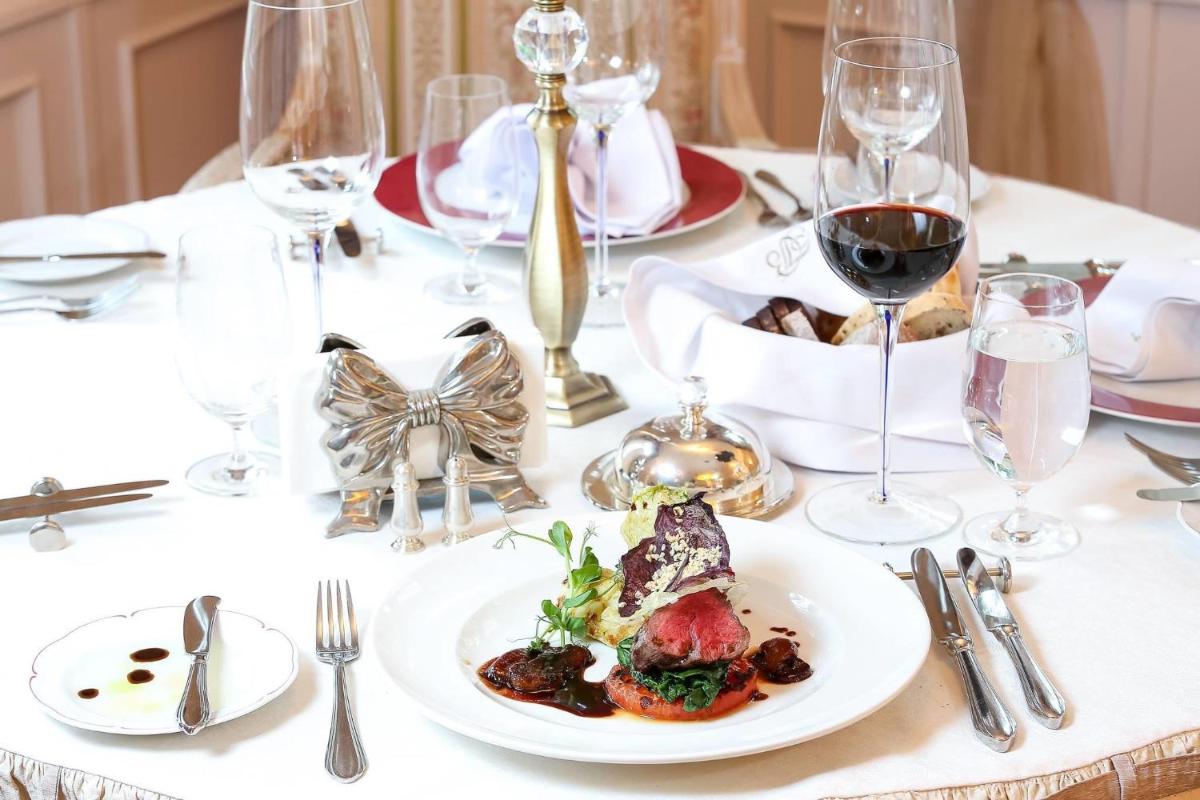 TB Palace Hotel & SPA