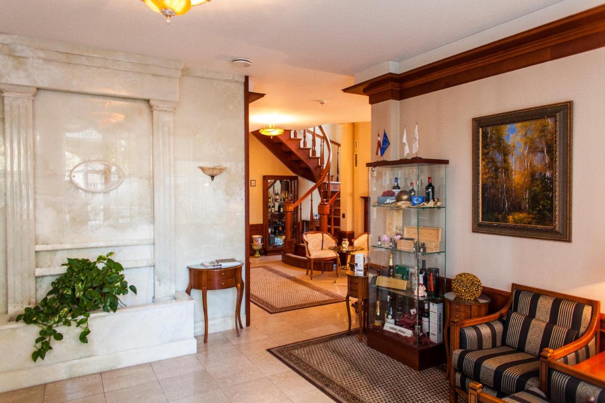 TB Palace Hotel & SPA