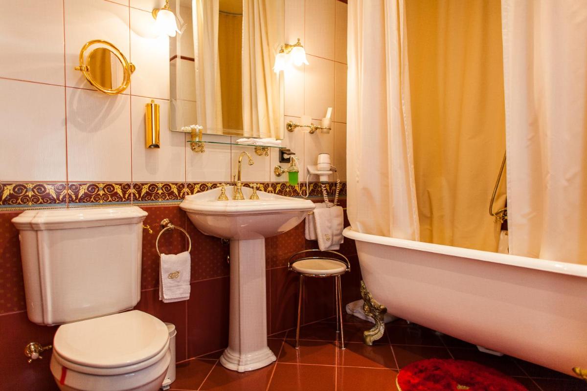 TB Palace Hotel & SPA