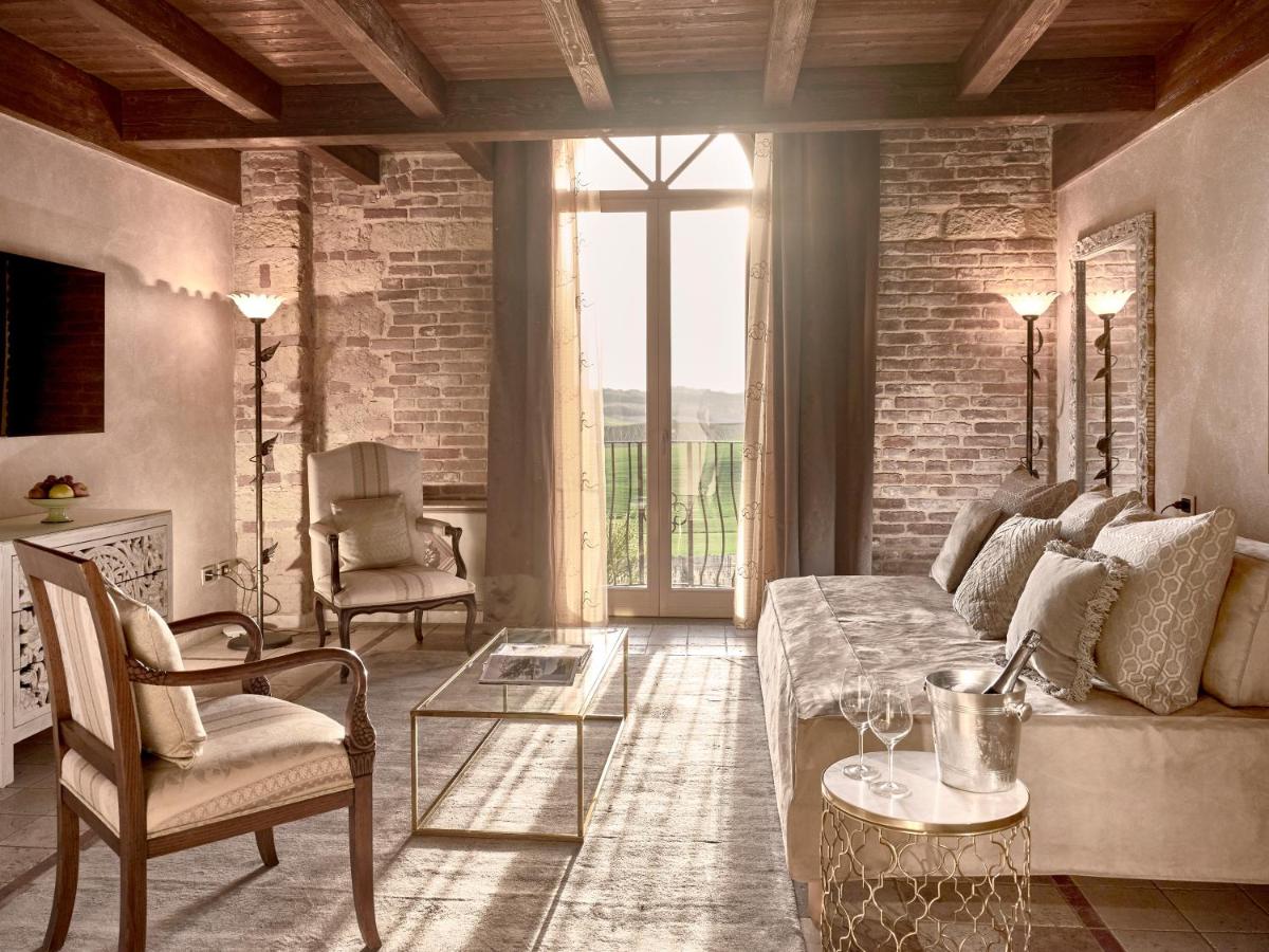 Tenuta Montemagno Relais & Wines