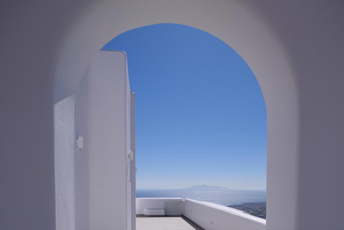 Terra Blanca Suites