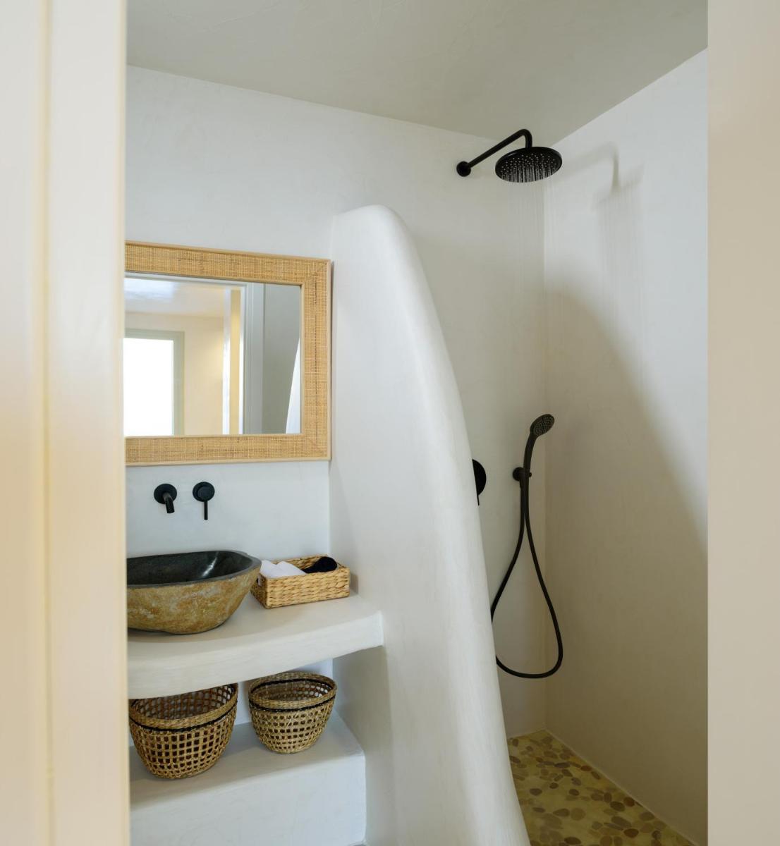 Terra Blanca Suites