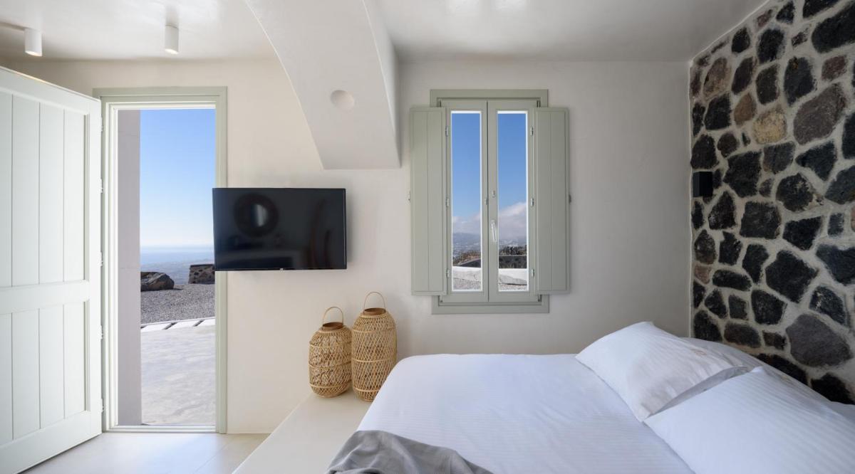 Terra Blanca Suites