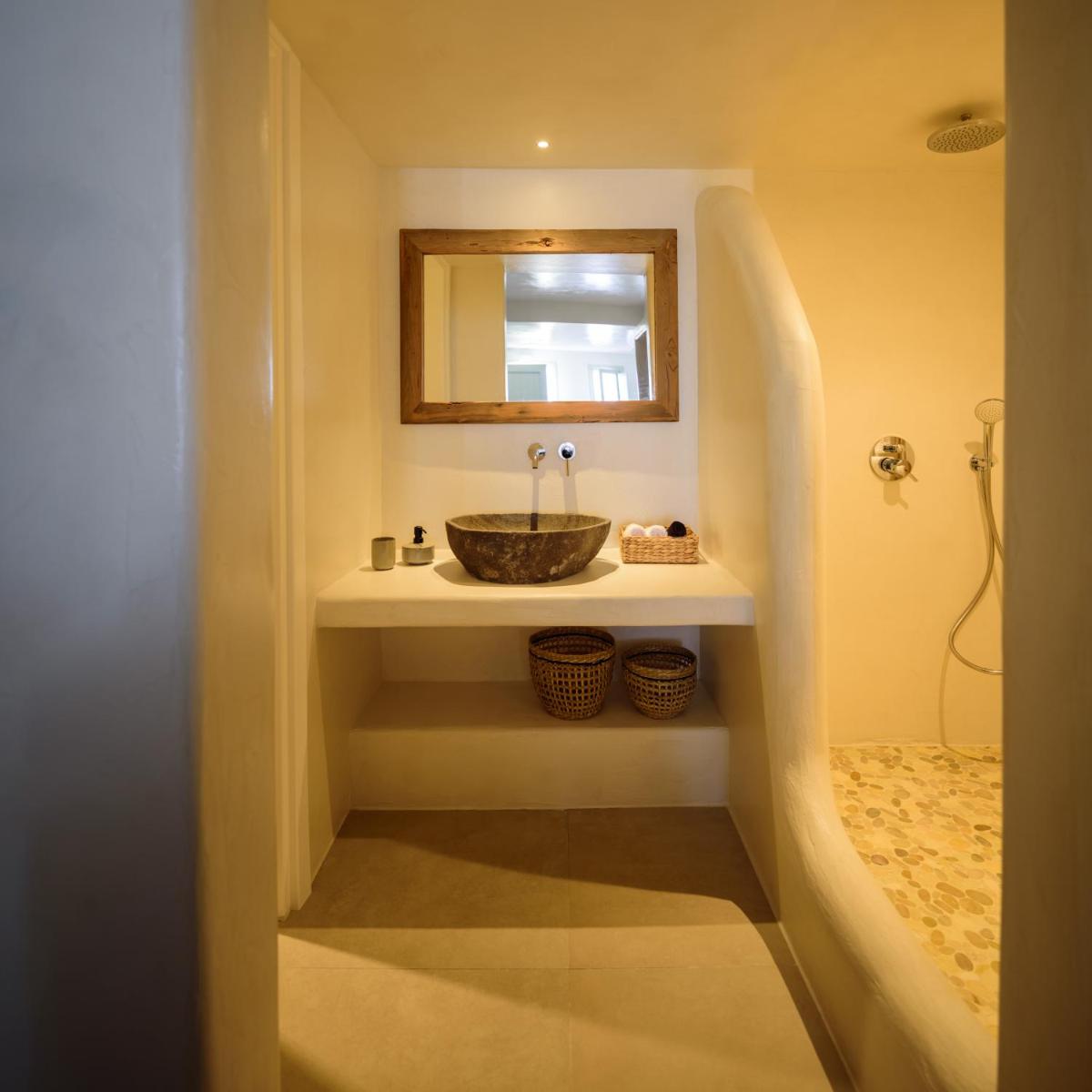 Terra Blanca Suites