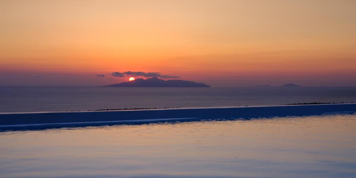 Terra Blanca Suites