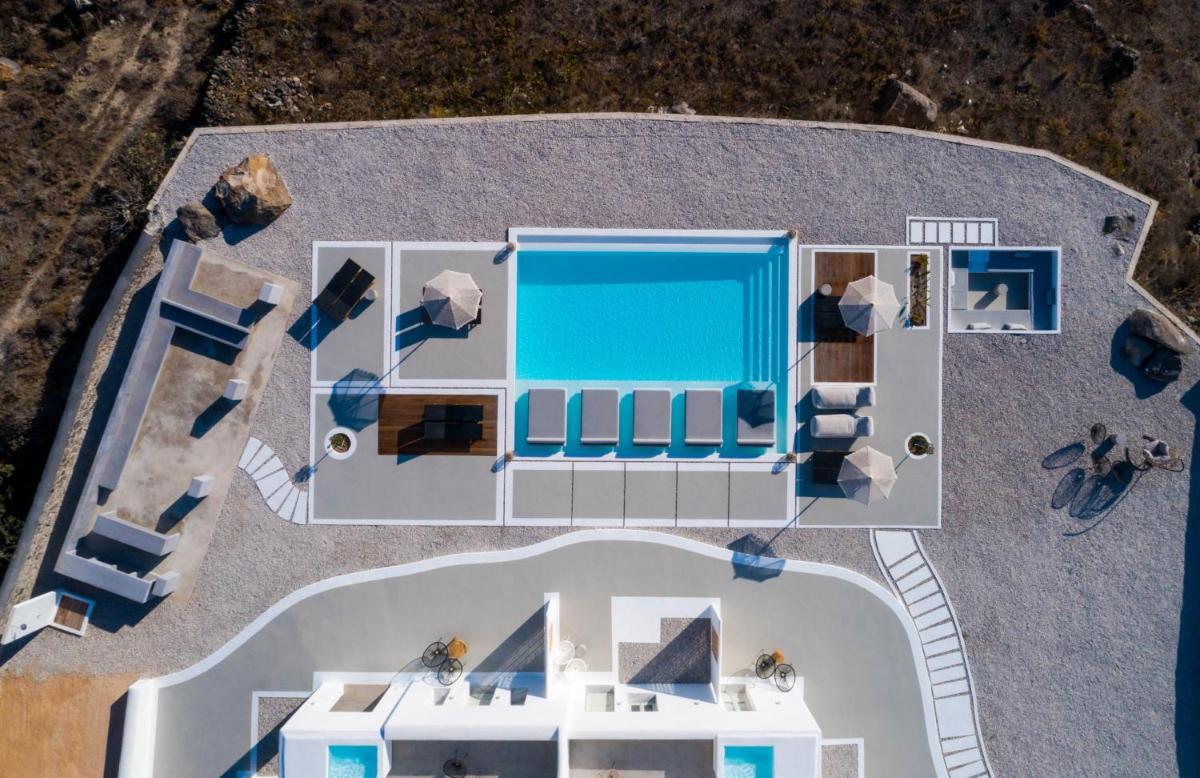 Terra Blanca Suites