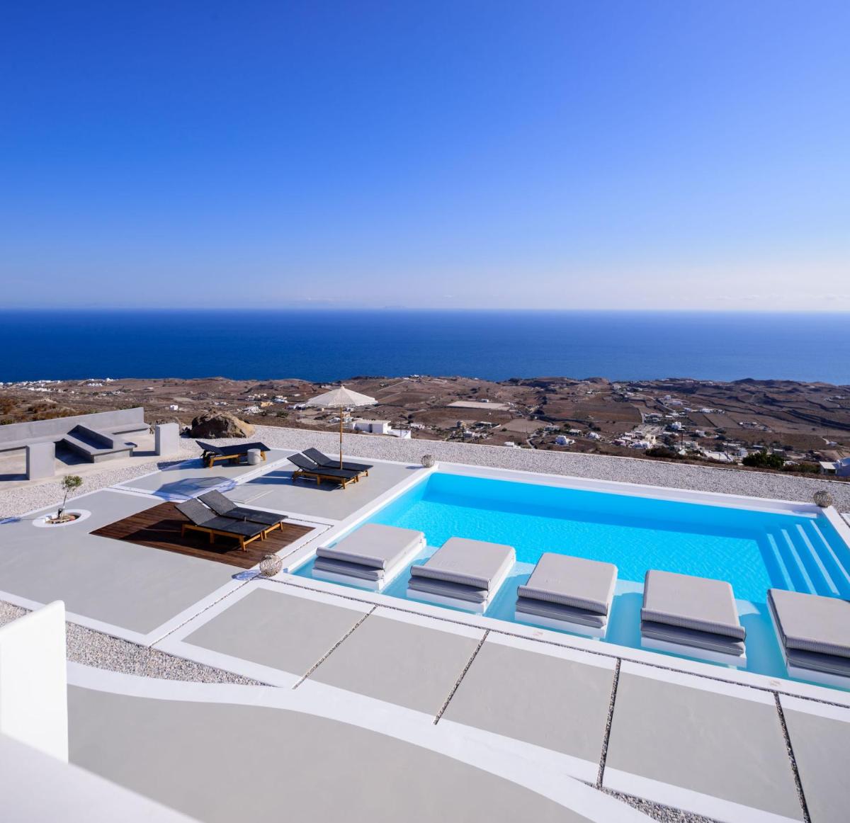 Terra Blanca Suites